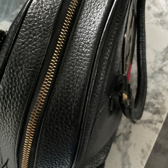 Authentic Gucci bag , painted and conditioned - Picture 4 of 12